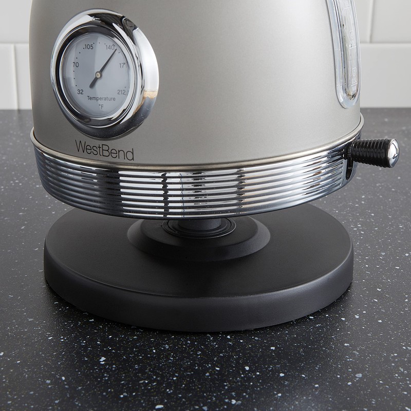 West Bend Electric Kettle Retro-Styled Stainless Steel 1500 Watts with