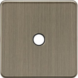 Knightsbridge 20A Flex Outlet Plate - Antique Brass