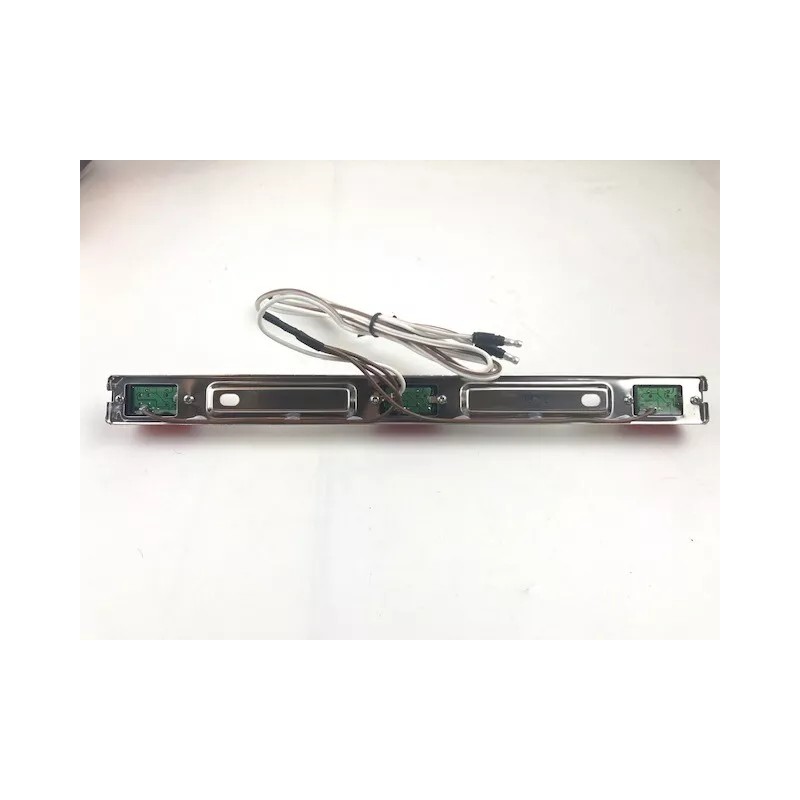 Karavan 205-00176-NA Waterproof LED Identification 3-Light Bar