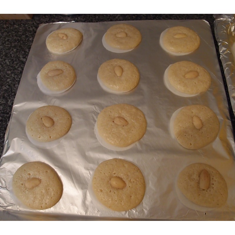 100 x 5 cm Macaroon/Nougat Discs Edible Rice Paper Discs