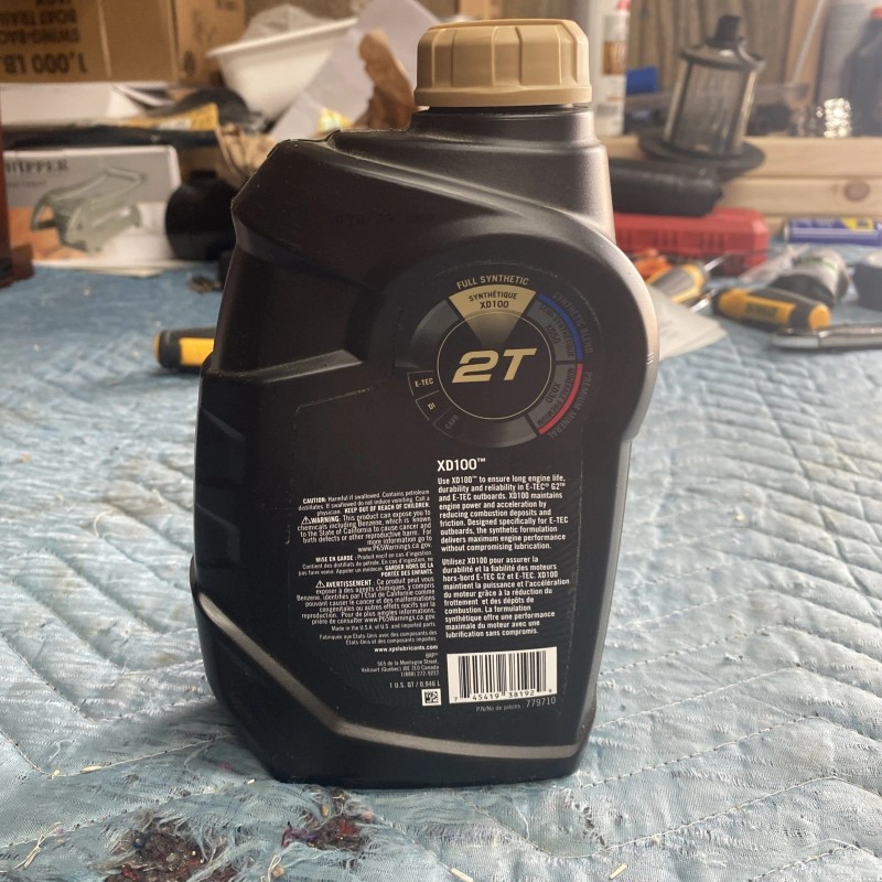 XPS Marine XD100 Synthetic 2-Stroke Engine Oil for Evinrude E-TEC,