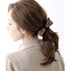 [ヴァンテーヌ] VINGTAINE アニマル柄 リボンバナナクリップ M 簡単まとめ髪 大人 ヘアアクセサリー H-185 (ベージュ)