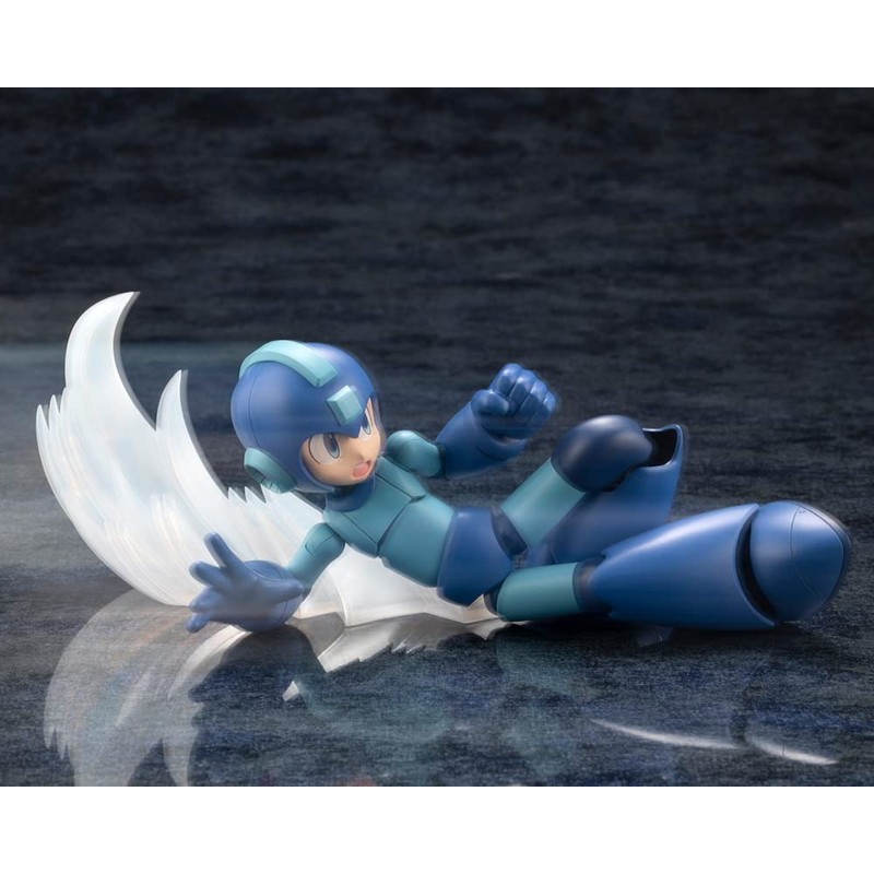 Mega Man 11 Ver., Total Height Approx. 5.3 inches (135