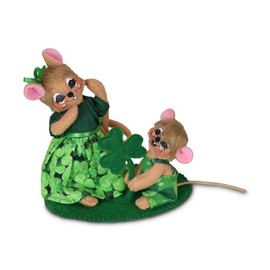 Annalee St. Patrick's Day Collection (5in Picking Luck for You)