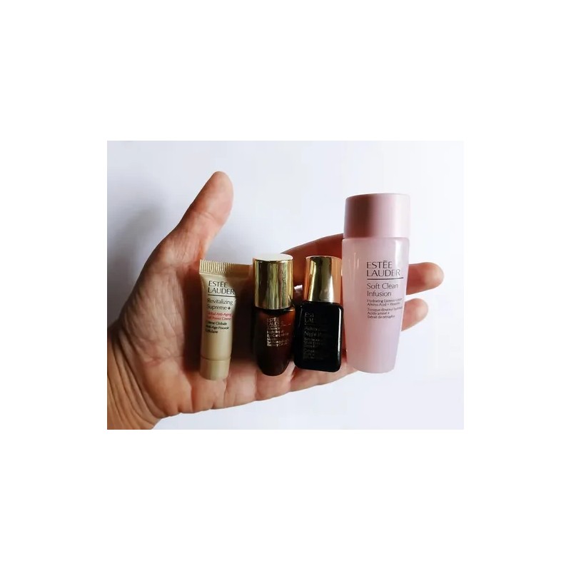 Set Viajero De Rejuvenecimiento Y Reparación + Cosmetiquera
