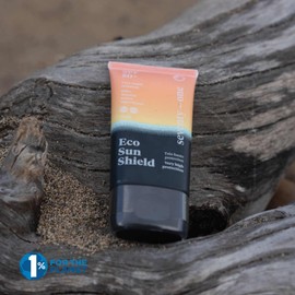 SeventyOne Percent | Eco Sun Shield SPF 50+ | Sehr hoher Sonnenschutz für das Gesicht| UVA 24 | Sehr wasserfest | 100% Mineralische Filter - 100% Natürlich - Made in Frankreich | Pocketformat | 50 ml