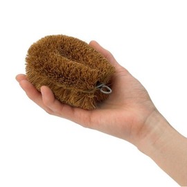 TAWASHI VEGETABLE SCRUB BRUSH by KAMENOKO TAWASHI