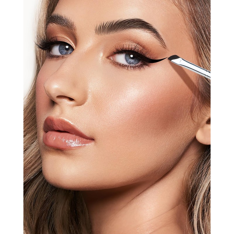 EIGSHOW Eyeliner Brush, Crescent Eyeliner Brush, Fine Angled Ultra Thin