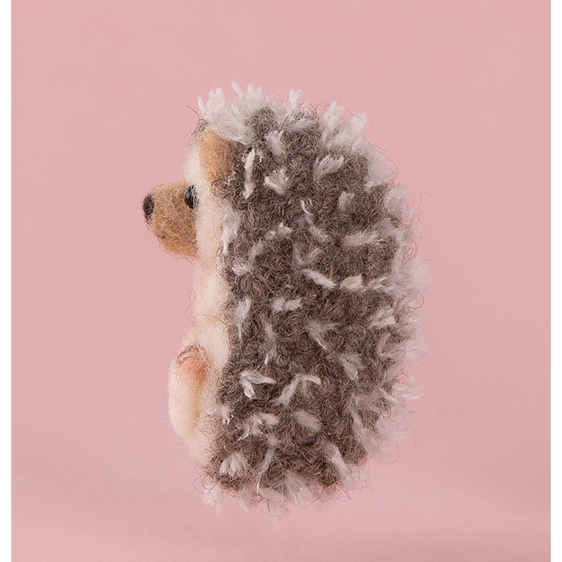 Hamanaka H441-549 Wool Felt Kit, Needle-Felt Animals, Hedgehog