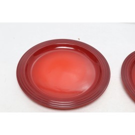 Le Creuset 2 Le Creuset Dinner Plates 10-1/2"  27cm Cerise, New Second Choix