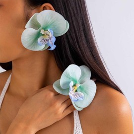 Inilbran Boho Exaggerate Green Flower Stud Earrings Vintage Butterfly Orchid Earrings Green Phalaenopsis Flower Earrings Bridal Floral Petal Flower Earrings Jewelry for Women