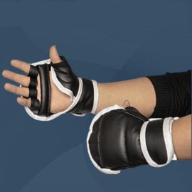 Boxing training half-gloves Velcro gloves gloves fingerless training sandbag kickboxing punch / 권투 훈련 반장갑 벨크로 글로브 글러브 손가락 뚫린 훈련 샌드백 킥복싱 펀치