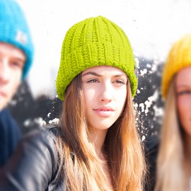 myboshi Kanuma Winter Hat Crochet Set, Includes No. 1 Wool, Needle and Instructions, Crochet Pack for Beginners, 30% Merino Wool, Green with Crochet Hook