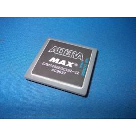 Altera EPM7256EGC192-