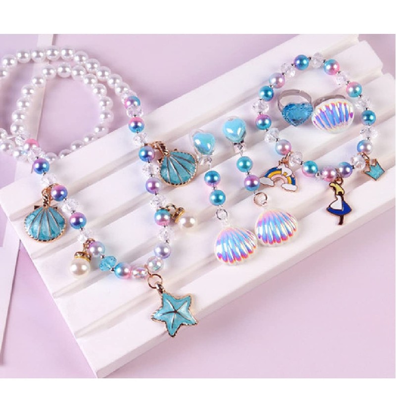 Entregando amor e paz Accessory Set, 6 Piece Set, Transform