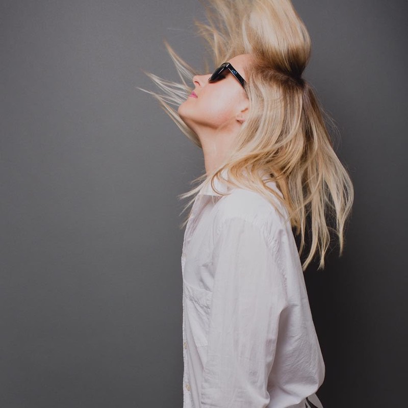 A Better Outlook Polarized Sunglasses (Small Frames 52 mm, Logo)