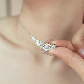 CERGISE Spinner Flower pendent Necklace with Cubic Zirconia for Women, Dainty Fidget Necklace Rotatable Funny Summer Jewelry, Mothers Day Gift.(001)