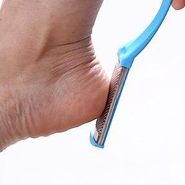 Women's heel callus remover, foot sole callus care summary / 여자 발뒷꿈치 각질제거기 발바닥 굳은살관리 정리