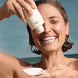 Alpha-H Liquid Gold Exfoliating Treatment with 5% Glycolic Acid 100ml