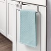 Interdesign Forma Toallero para Instalar sobre Gabinete, Acero Inoxidable Cepillado