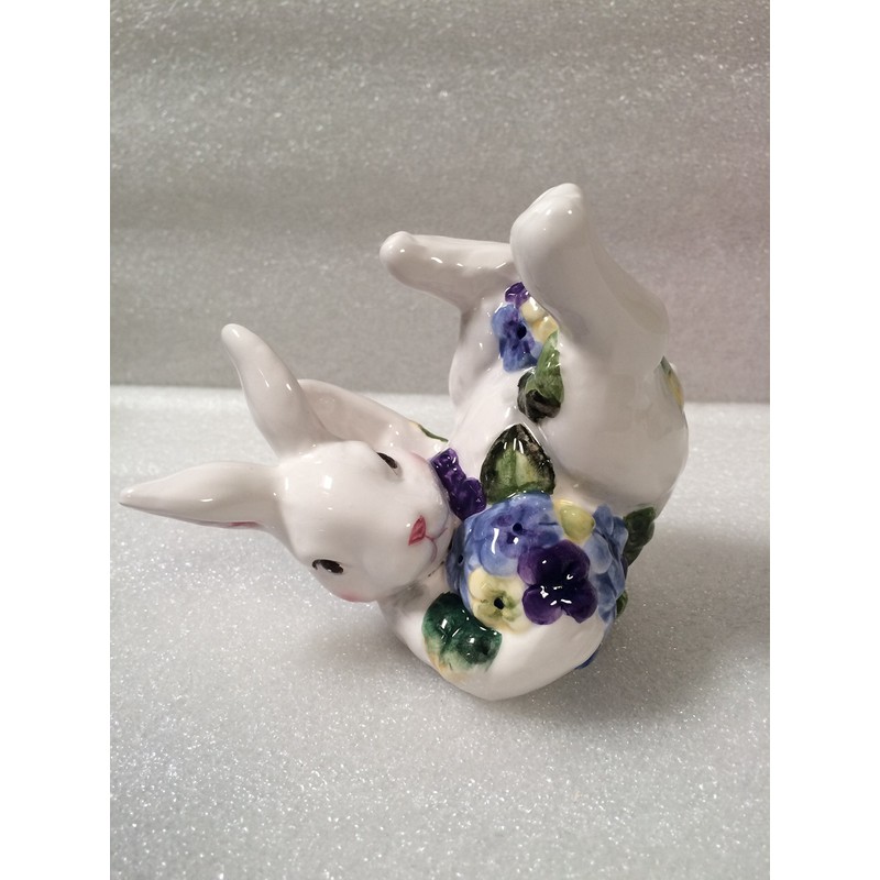 CERAMIC BUNNY SALT & PEPPER SHAKERS SET