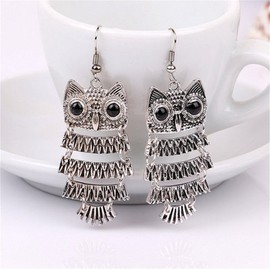 JeRy Fashion Vintage Style Big Black Eyes Owl Stud Earrings Multi-Layered Retro Exaggerated Earrings for Women (antique silver)