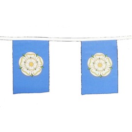Klicnow Yorkshire Rose Bunting 10metres/32.5ft Long with 29 (10"x 7") X-Large Flags