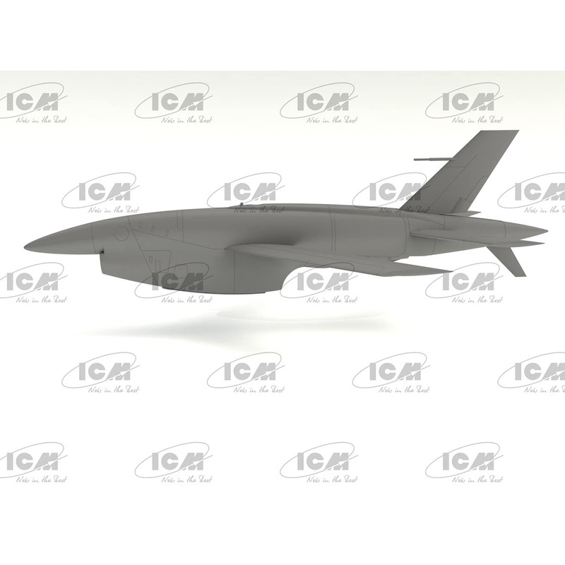 ICM ICM48400 Model kit, Black