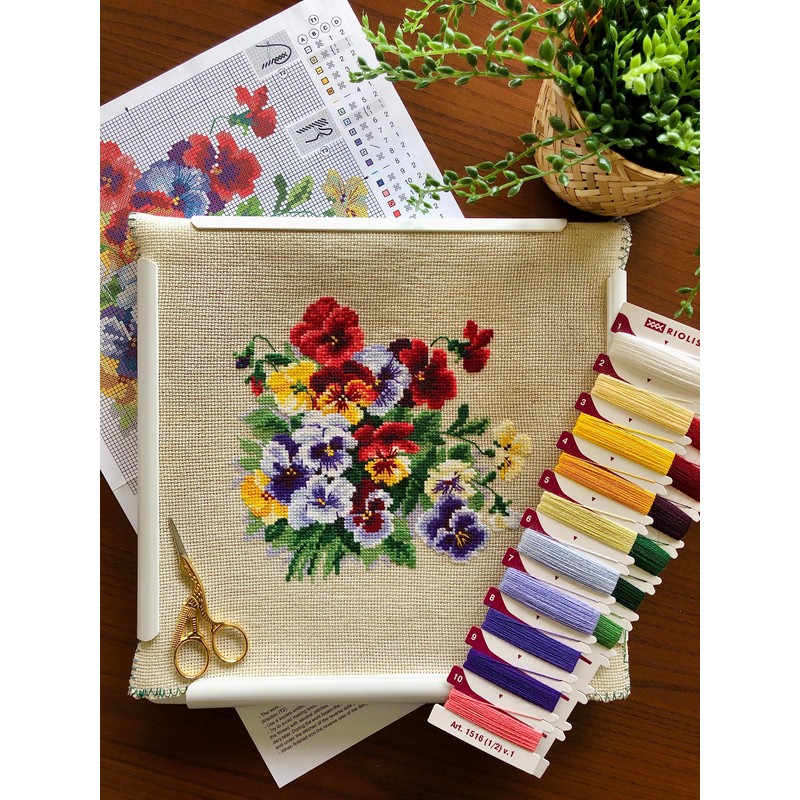 Riolis, Stiefmütterchen-Medley, gezählter Kreuzstich-Kit, 20,3 x 20,3 cm, 14-fädig