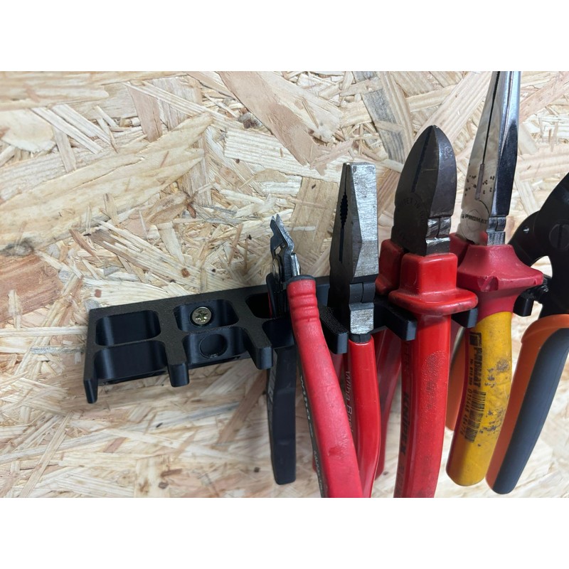 C3E 7 Plier Wall Mount Black Plastic Wall Mount Tool