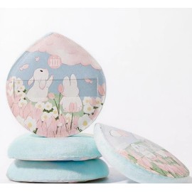 Makeup sponge; puff; cosmetic puff; can be used to evenly apply foundation, concealer and loose powder, making the makeup more even