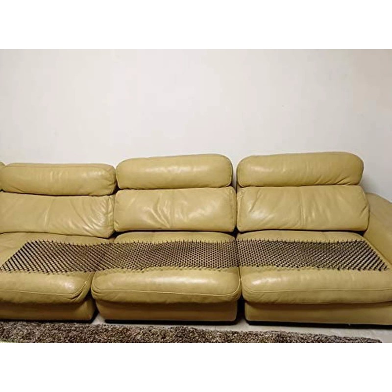 P.C Repellent Cat Scat Mat Plastic Spike Keep cat away