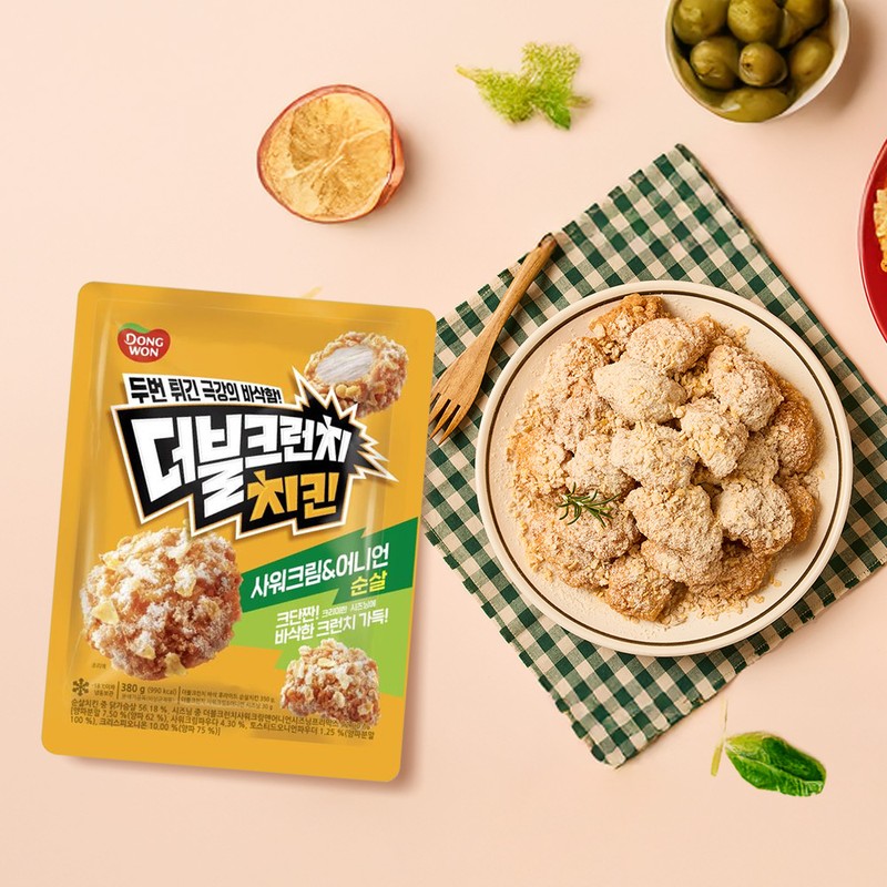 Dongwon Double Crunch Sweet Honey Boneless Chicken 380g + 4