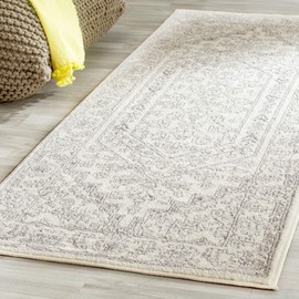 SAFAVIEH Adirondack Collection ADR108B Oriental Medallion Non-Shedding Living Room Bedroom Accent Rug, 2'6" x 4', Ivory / Silver