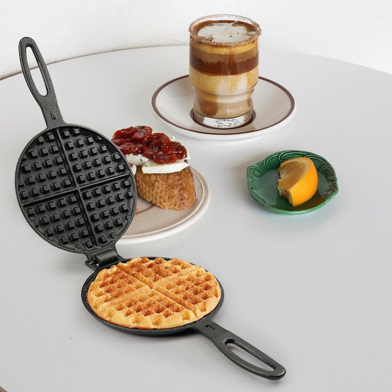 7 Inch Round Cast Iron Waffle Iron Plant oil care