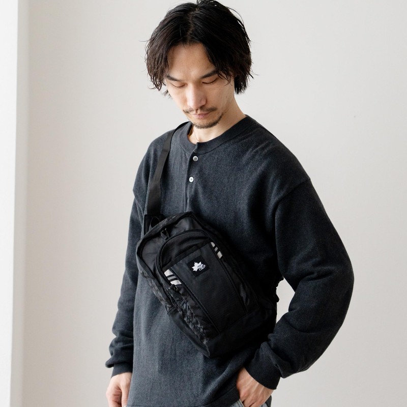 Logo Spark Body Bag, Reflector, One Shoulder Bag, Black, Free