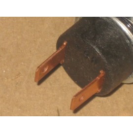 Standard Motor Products  PS126  Standard Oil  Pressure Switch With Light