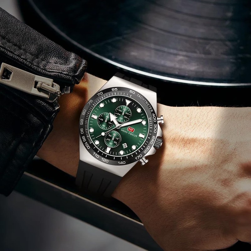 Mini Focus Men Watches Business Sport Wrist Watch (Chronograph/Waterproof/Luminous/Calendar) Silicon