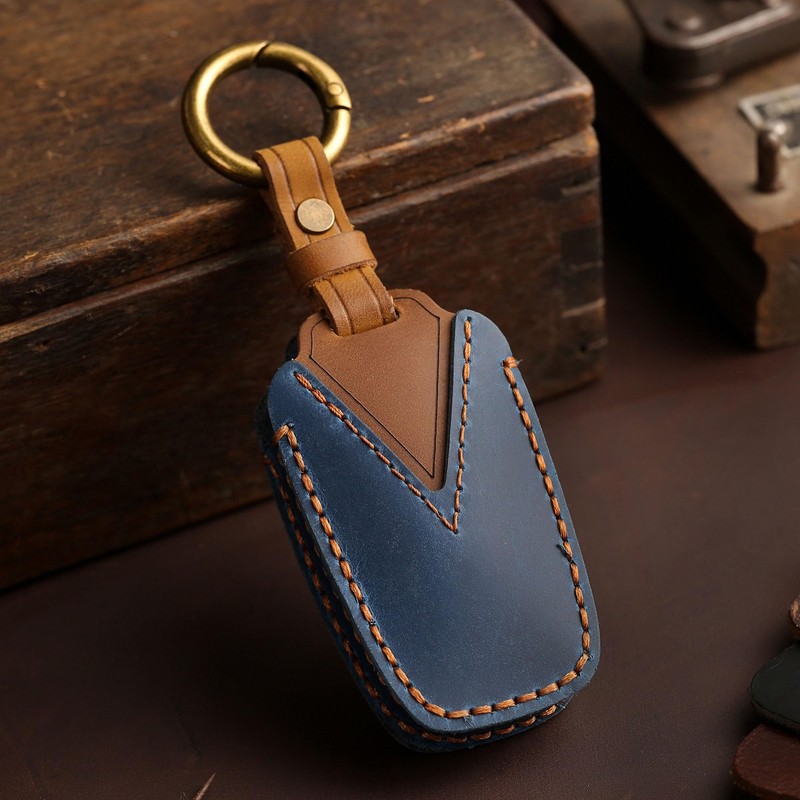 Hontumax Genuine Leather 3-Button Key Fob Cover for Toyota RAV4