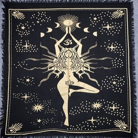 THE ART BOX Altar Cloth Tarot Cards Table Napkins Witchcraft Accessories Black Gold Tablecloth Square Old Pagan Spiritual Celestial Deck Cloth with Fringes, Natraj Gold, 45 x 45 cm