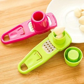 Garlic Grater, Ginger & Nut Grater, Easy to Use Multi Functional Manual Kitchen Grater - Durable PP and Stainless Steel, Perfect for BBQ's & Outdoor Cooking, Kitchen Gadget - Green or Pink (Green)