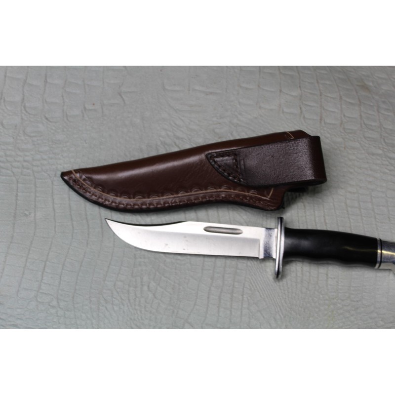 CARL THOMAS LEATHERS Custom Leather Vertical Knife Sheath Made to