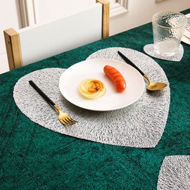 Hosoncovy 4 Pack Heart Placemats Table Mats Set Washable PVC Non-Slip Heat Resistant Table Place Mats Dinner Mats Meal Mat for Kitchen and Dining Room for Wedding (Silver)