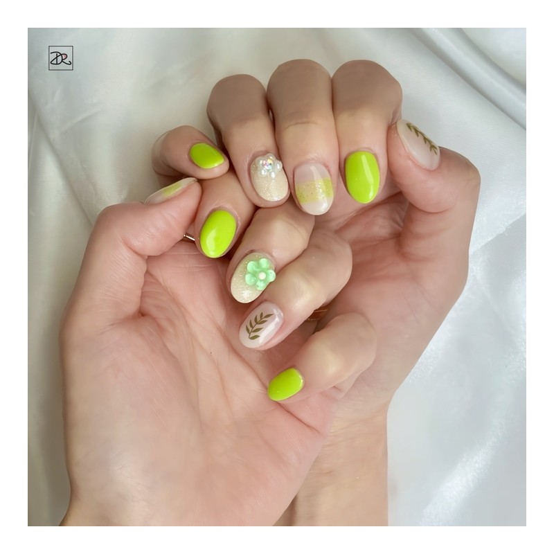 Dara Beauty 2024 July Art of the MonthLeaf Nail❣ -