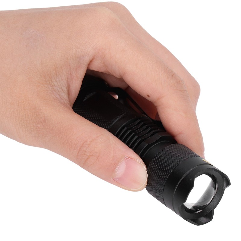 LED Flashlight 1 Mode Retractable Waterproof Handheld Lamp for Hunting