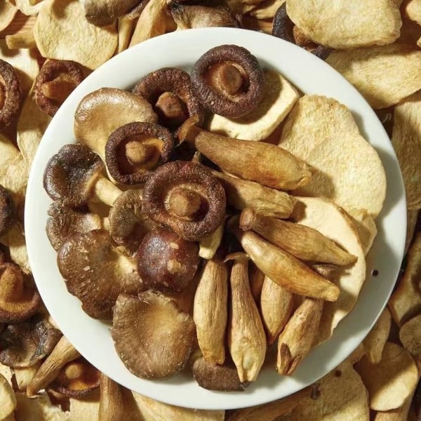 Mixed Mushroom Crisps, Instant Dehydrated Mixed Vegetable Dried Mushroom Crisps,