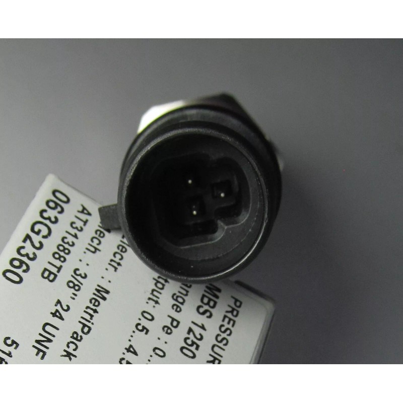 Danfoss NEW DANFOSS MBS 1250 PRESSURE TRANSMITTER 063G2360 0-250 BAR