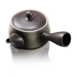 Japanese Green Tea Co Japanese Teapot – Red Clay Japanese Tea Pots Made in Tokoname – Traditional Clay Teapot with Floral Design – Fine Mesh System for Fukamushi Tea Deep Steaming – 9oz