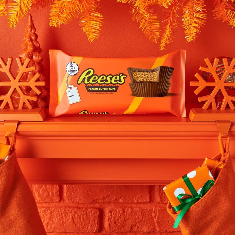REESE'S Milk Chocolate Half-Pound Peanut Butter Cups, Candy Pack, 16