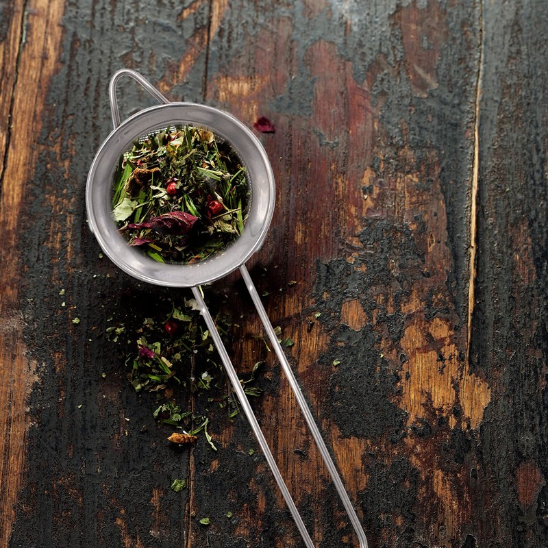 TRIXES Tea Strainer - Loose Leaf Tea Sieve - 6.7cm